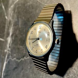 SOLD - Vintage Mens Wind-Up Timex Watch